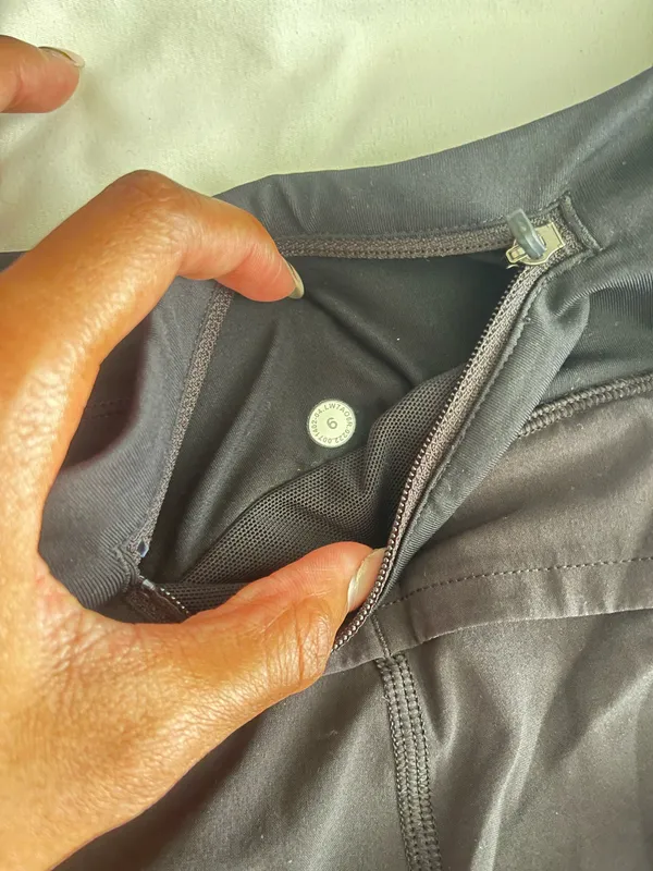 Lululemon Shorts 2.5" Speed Up Black - Image 5