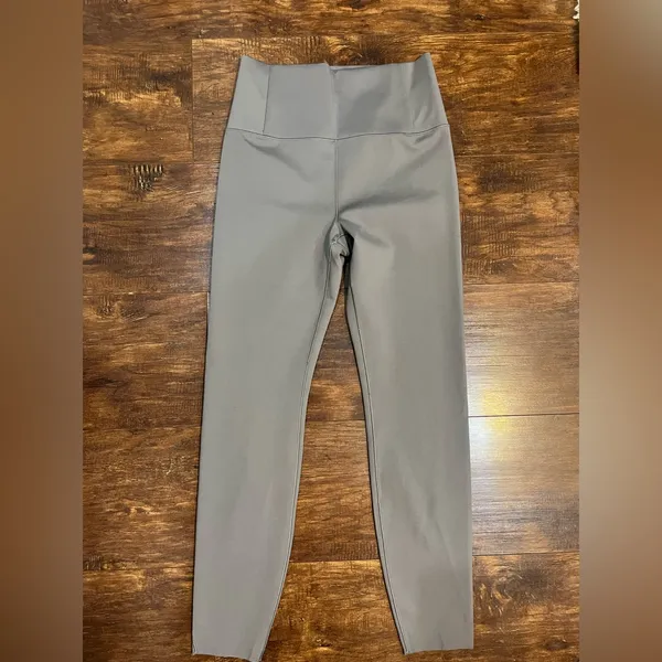 Vuori Evolve 7/8 Leggings - Image 3