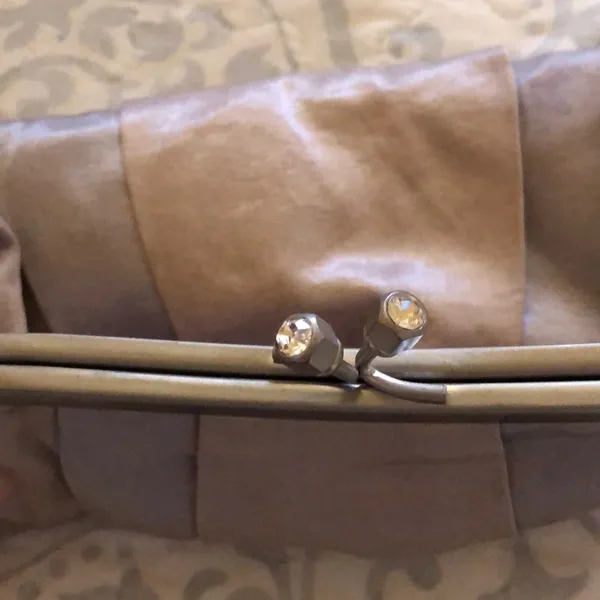 Cream and Silver Clutch - Image 2