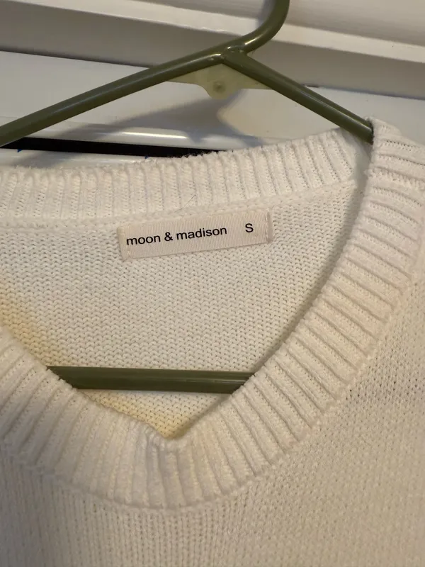 Moon & Maddison Dirty Martini Sweater - Image 4