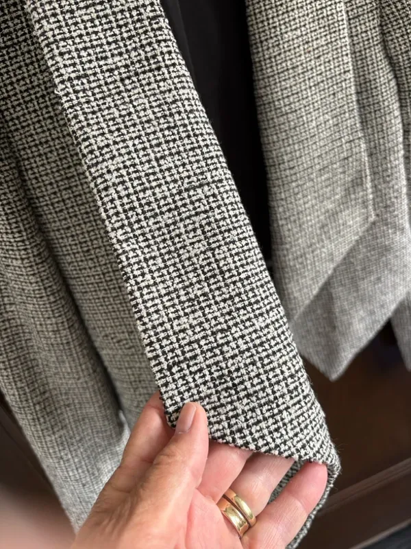Alice + Olivia Open Front Tweed Cropped Blazer Size - Image 3