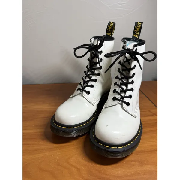 Dr. Martens 1460 Boots Womens Size 8/39 White Leather Ankle Combat Lace Up - Image 2