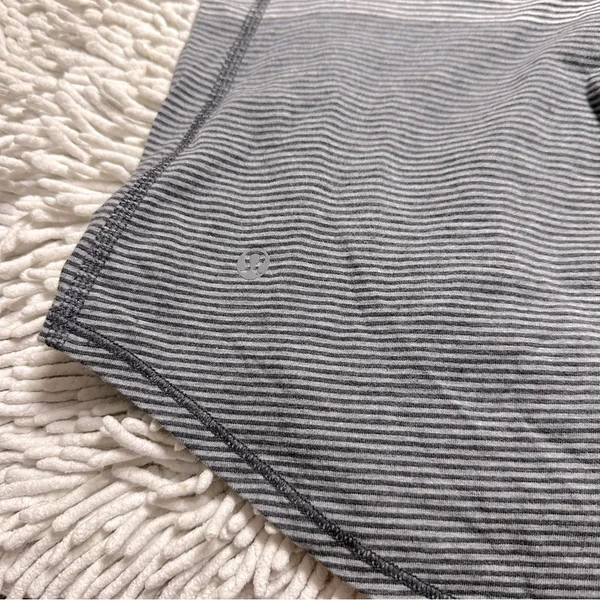 LULULEMON Breezy Tank in Divided Stripe Heathered Light to Dark Grey / Slate 2 - Image 13
