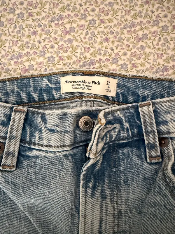 Abercrombie Jeans 90s Relaxed High-Rise - Image 3