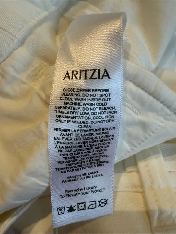 Aritzia TNA white cargo mini skirt - Image 5