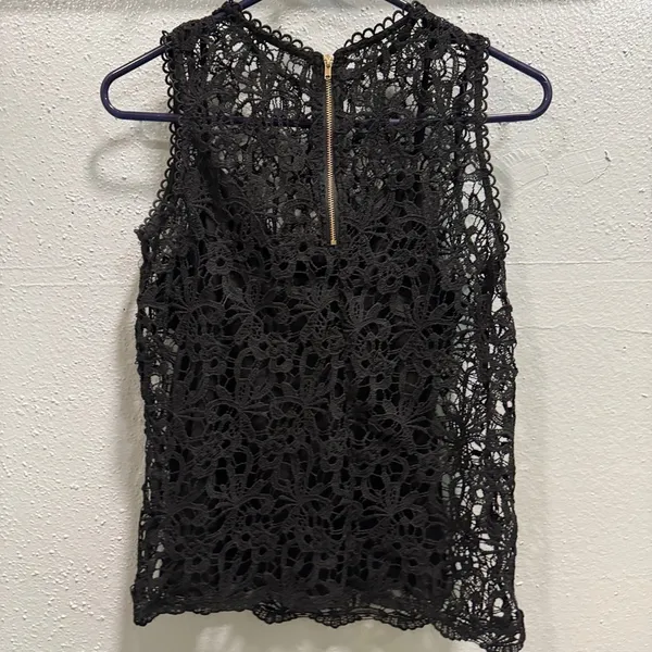 Maurices Womens XS‎ Black Floral Crochet Lace Sleeveless High Neck Zipper Top - Image 2