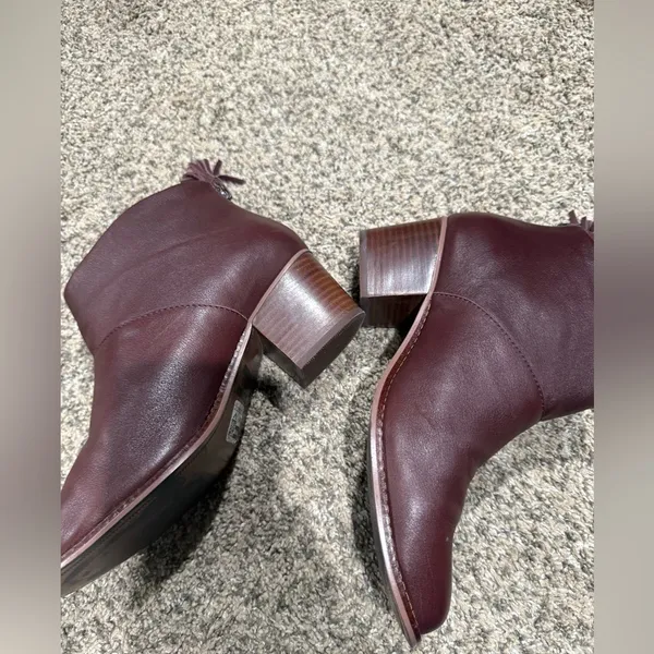 Toms Leila oxblood leather booties size 9.5 - Image 5