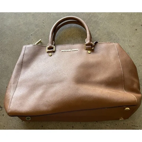 Vintage Michael Kors Women’s Handbag Bag Brown Gold Saffiano Leather Tote - Image 4