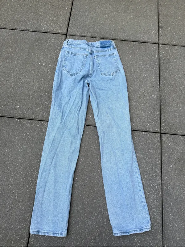 Abercrombie 90s Straight Ultra High Rise Jeans 27 4 Long Light Wash - Image 4