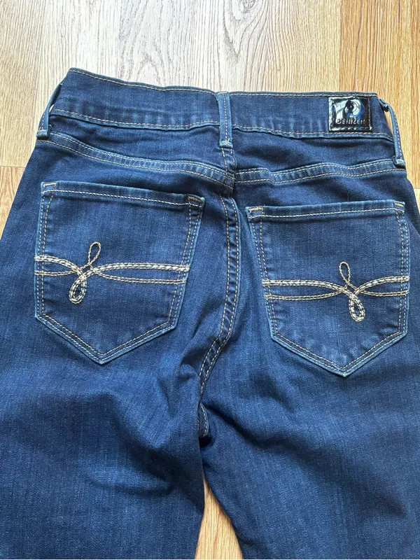 Denizen from Levi’s Dark Wash High-Rise Jegging - Image 2
