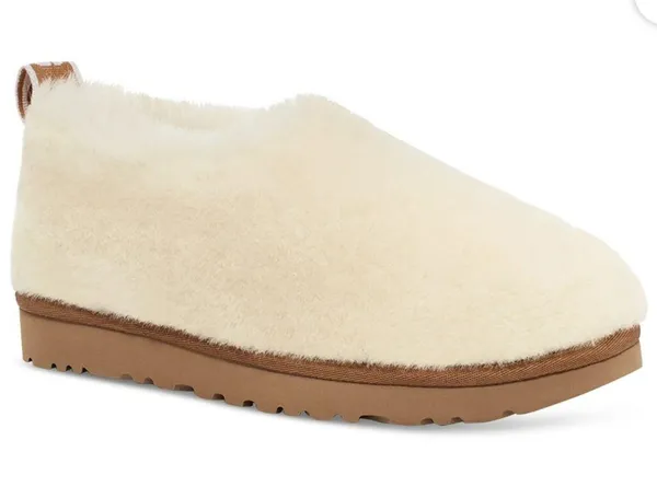 UGG Women’s Classic Cozy Bootie - Image 2