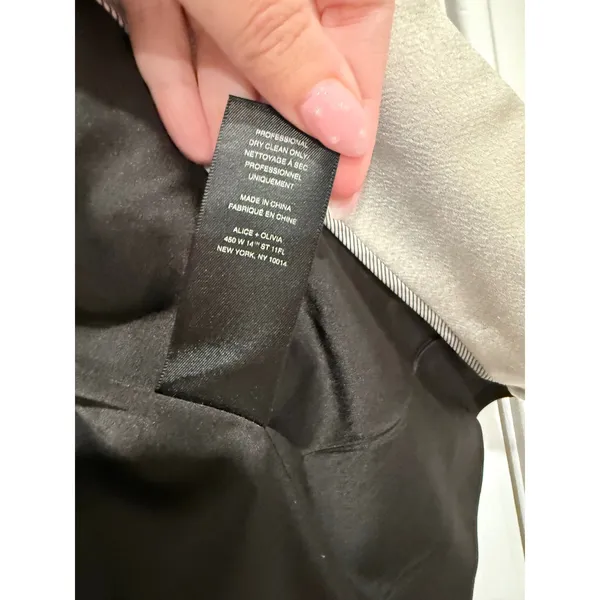 Alice + Olivia Employed Cropped Tuxedo Blazer Black Cream Shawl Collar Size 4 - Image 5
