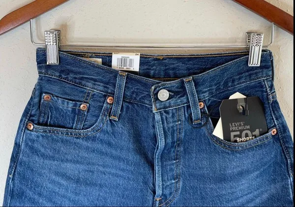Levi's 501 Mid Thigh High Rise Raw Hem Shorts/Sz:28/NWT - Image 7