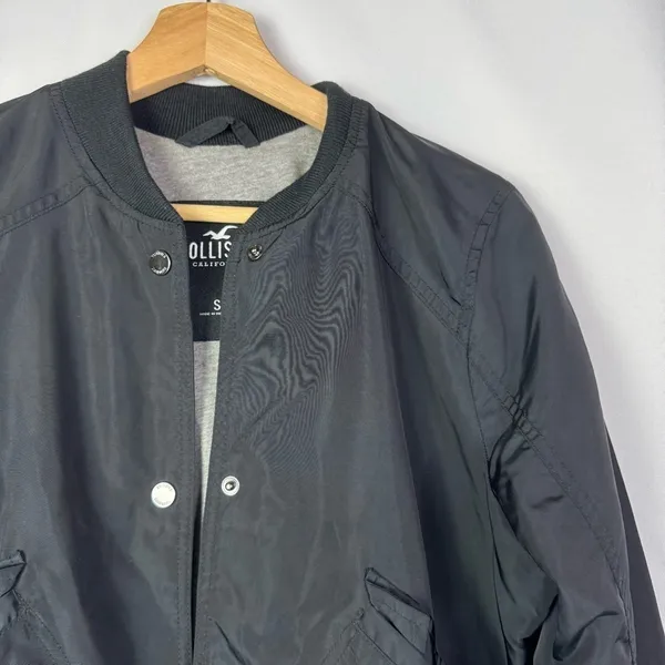 Hollister Black Snap Button Bomber Jacket‎ S - Image 3