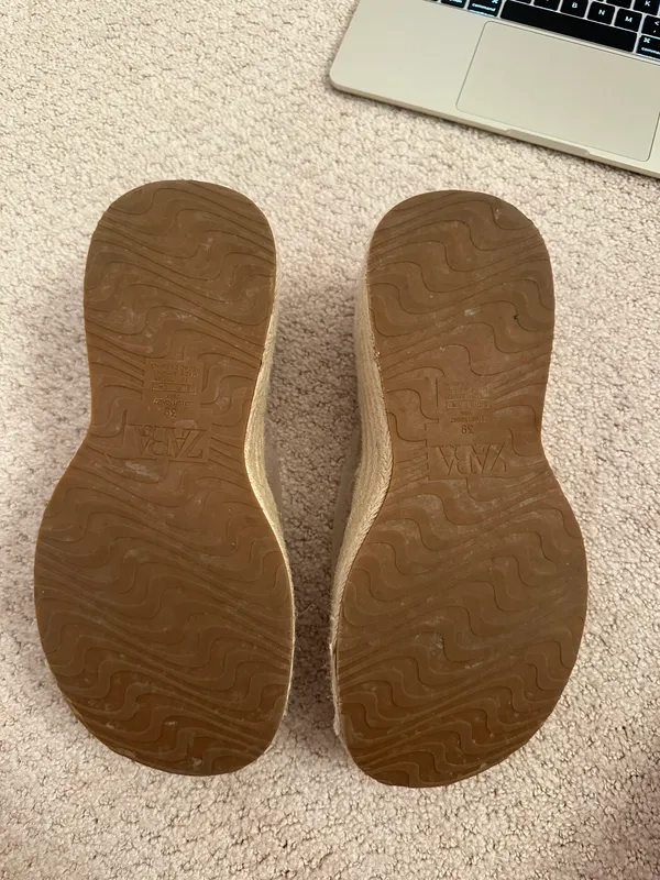 ZARA Clear Wedges - Image 3