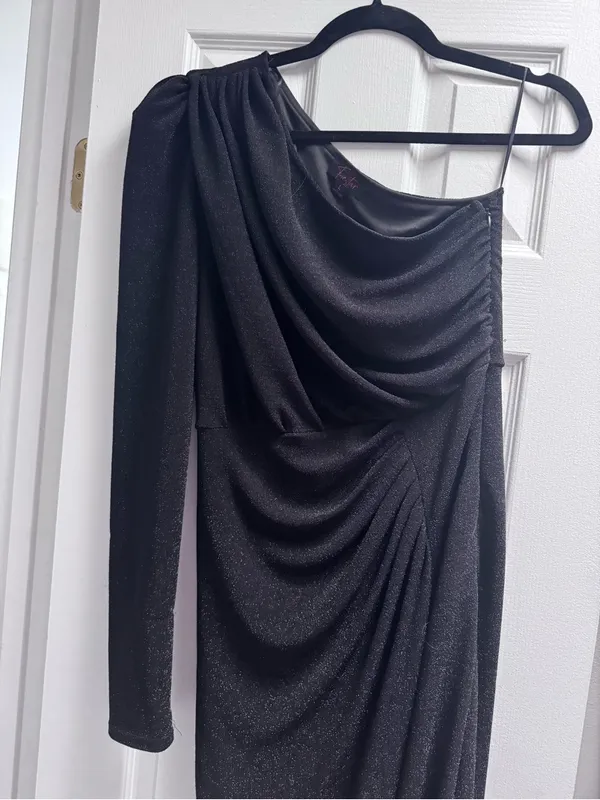One-Shoulder Black Shimmery Assymetric Midi Dress with Side Slit’, size Large - Image 3