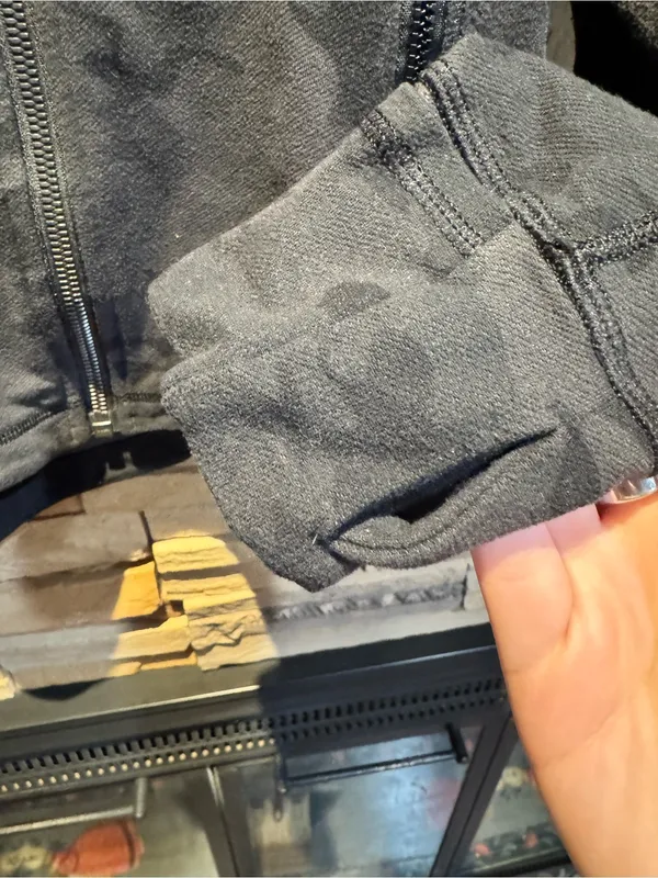 Lululemon define jacket thawed black camo size 12 - Image 3