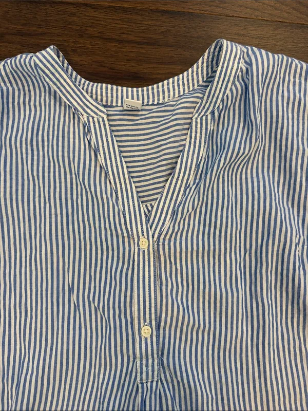 Old Navy Blue and White Striped Popover Blouse Size Large - C45-040 - Image 3