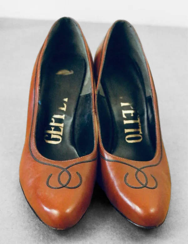 Vintage 90s Geppetto Cognac Brown Heels Black Western Detail - Image 2