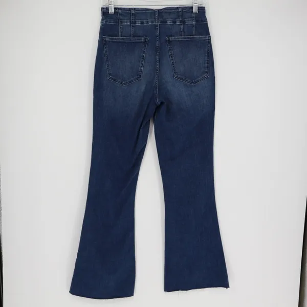 Lucky Brand Women's Flare Medium Wash Jean Size 10 Y2k Denim Classic Frayed Hem‎ - Image 9