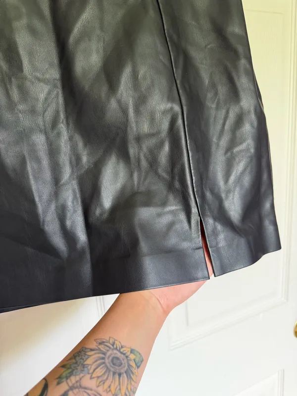 The Drop Black Leather Amazon Skirt Size L - Image 2