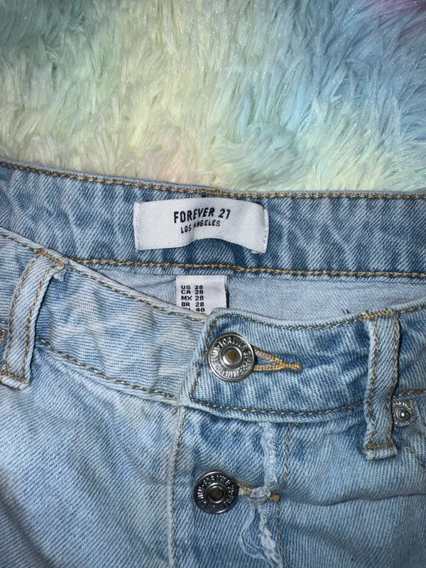 Cute forever 21 denim shorts - Image 5