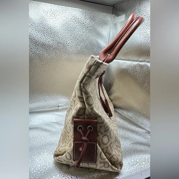 Dooney & Bourke Star Tote - Image 5