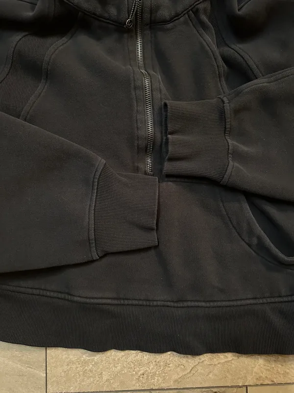 Scuba Oversized 1/2 Zip Hoodie in Black - Image 9