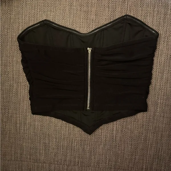 SheIn Black Corset Fitting Top - Image 3