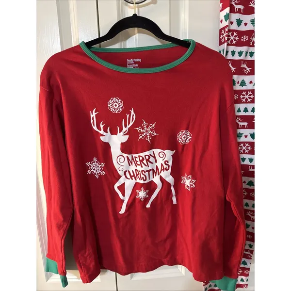 Women's Family‎ Feelings Reindeer Christmas Pajama Pant Set Size Large Red - Image 2