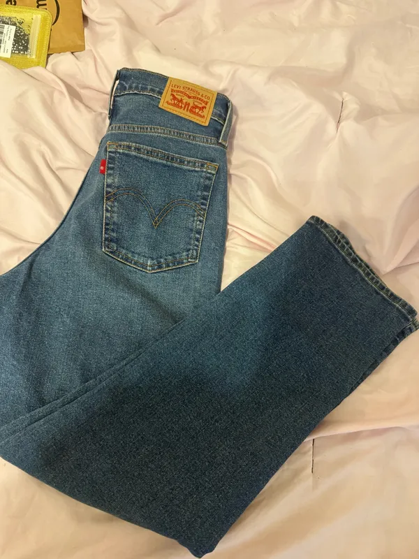 Wedgie Levi’s Straight Jeans Women’s High-Rise - Image 4