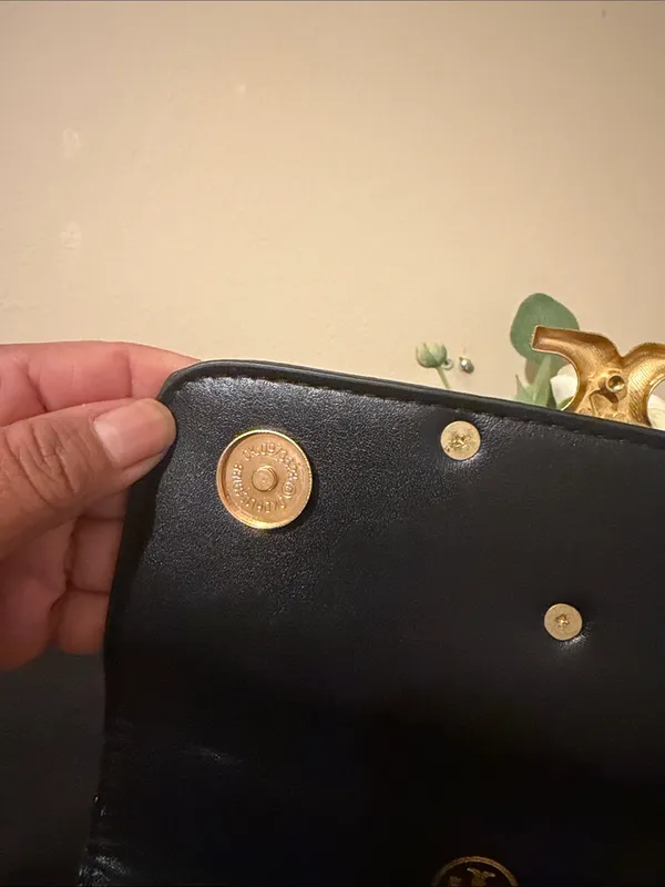 Tory Burch Black Leather Crossbody with Gold Logo Chain - Image 9