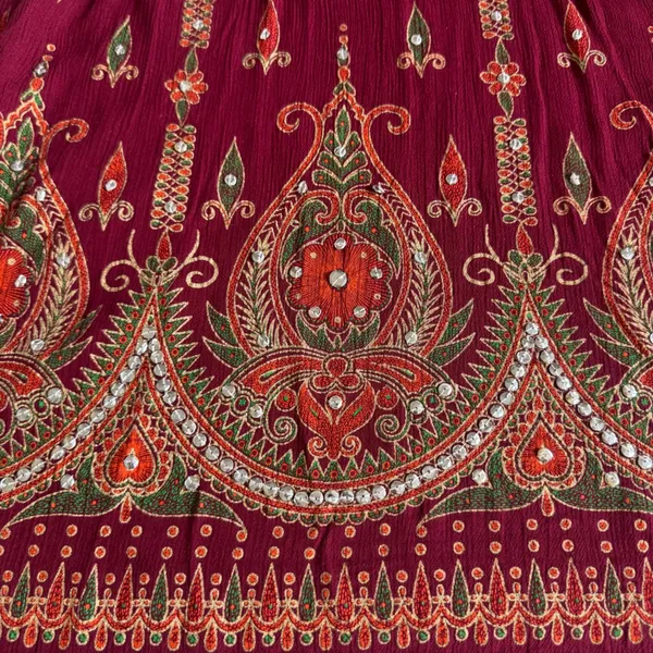 Boho Burgundy Paisley Sequin Embroidered Maxi Skirt Size Small Elastic Waist - Image 3