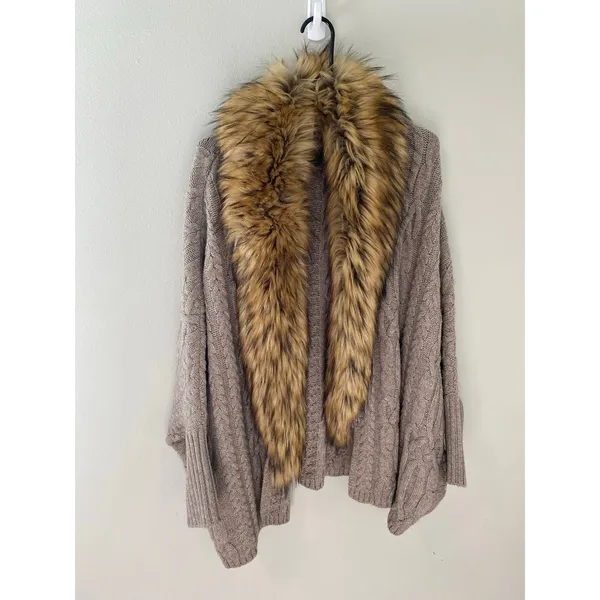 Joie Cable Knit Cardigan Sweater Detachable Faux Fur Collar Size Small - Image 2
