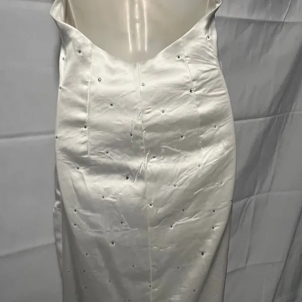 Women's Rhinestone Cream Lace Halter Maxi Dress Size Small - Image 9