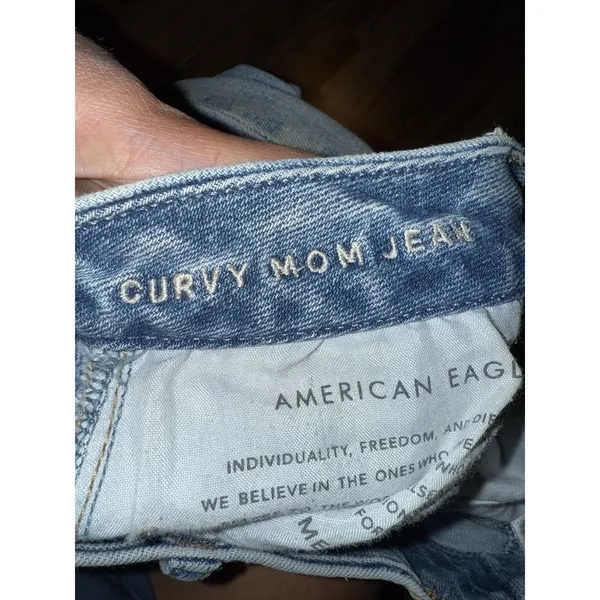 American Eagle Stretch Curvy Mom Jeans Womens‎ Size 0 Regular - Image 4