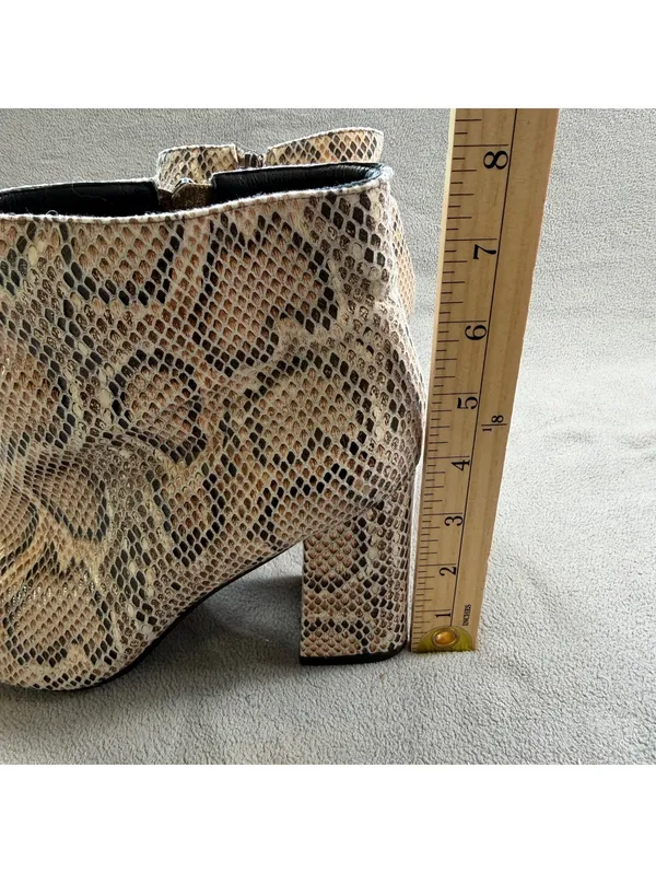 Women’s Size 6 Fux Snakeskin Pointed Toe Block Heel Ankle Boots Tan Brown - Image 8