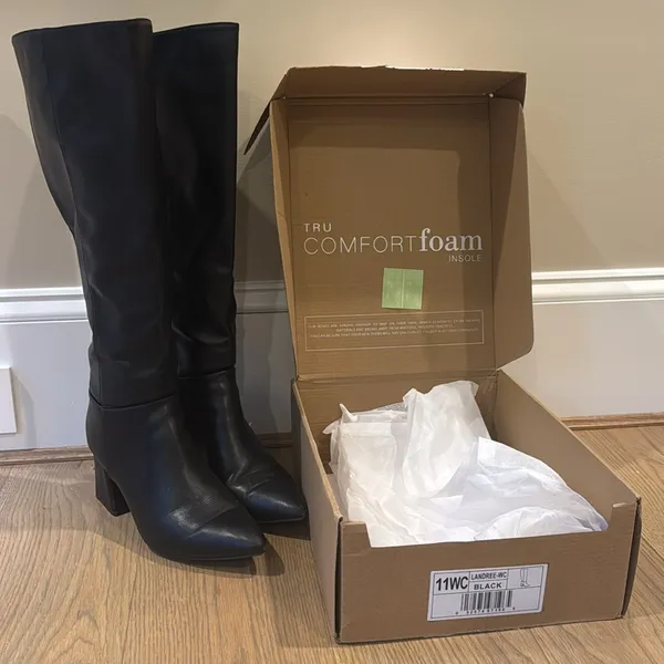 🍁 Journee Landree Wide Calf Black Heeled Boots, Size 11 - Image 3