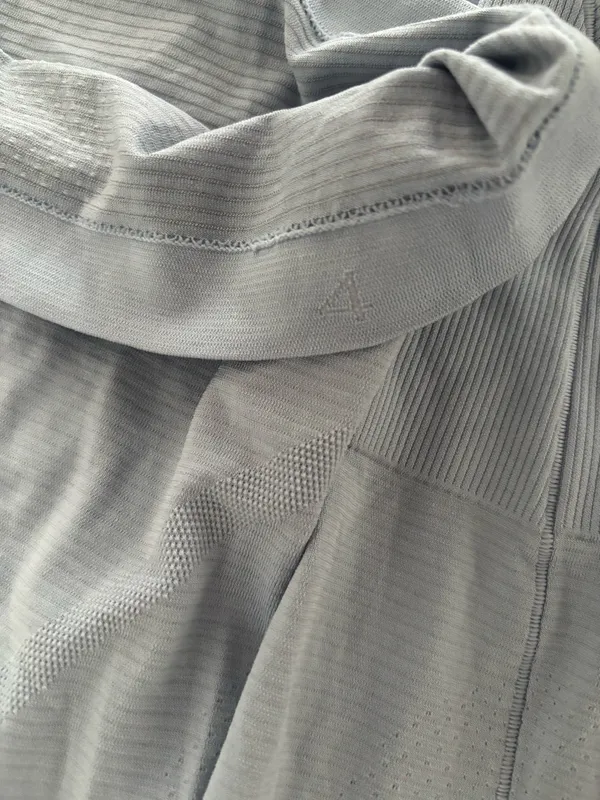 Lululemon Swiftly Tech Long Sleeve - Image 5