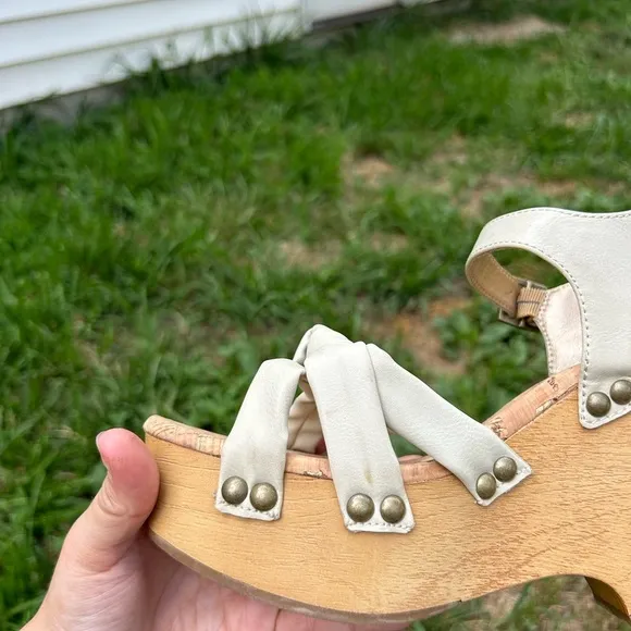 Kork-Ease Women's Dawson Wedge Platform Sandals Off White‎ Size 8 - Image 2