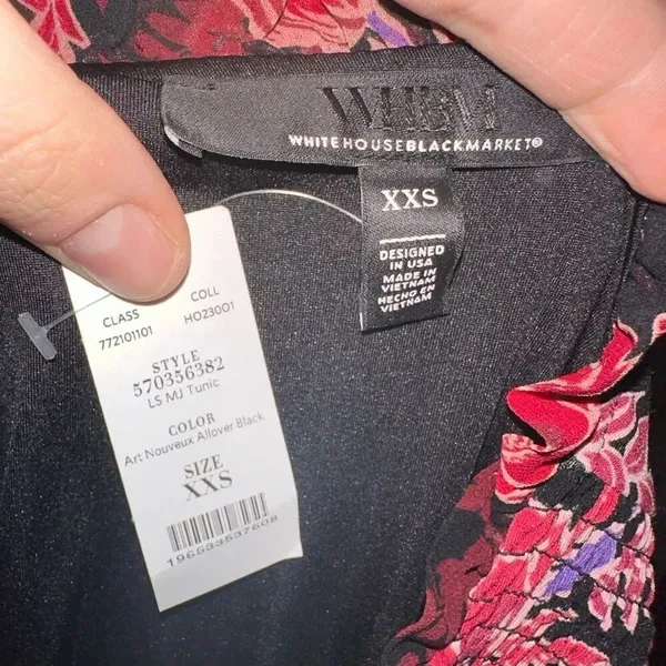 White House Black Market floral XXS peasant blouse - Image 4