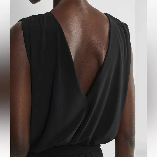 Aritzia Babaton Equate Jumpsuit Black size Small $118 - Image 4