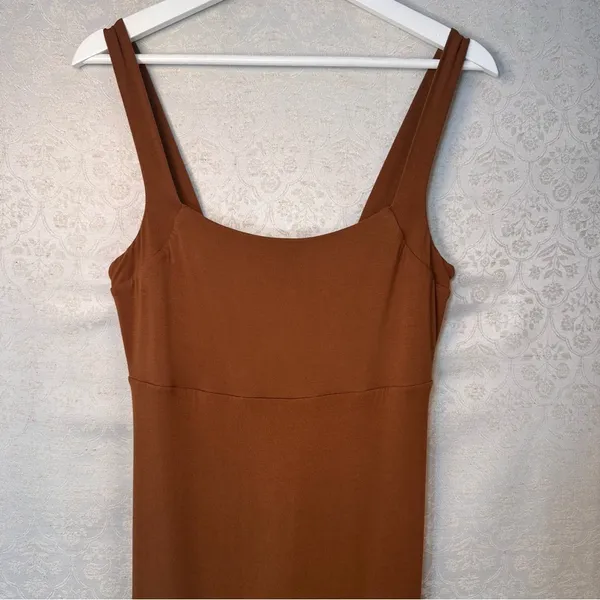 Good American Rust Brown 90s Tank Midi Dress Double Lined Slimming Size 2 - Image 3