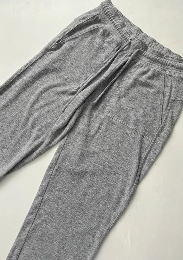 Alo sweatpants - Image 2