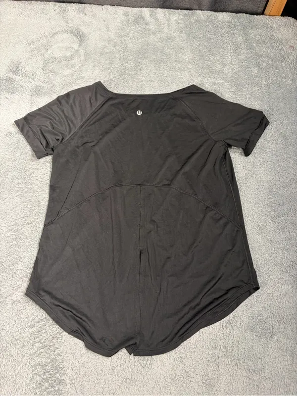 Lululemon Black Women's Scoop Neck Top tee - Image 6