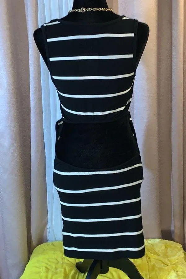 Venice Beach NWT for Venus Size 6 Cutout Back Dress - Image 5