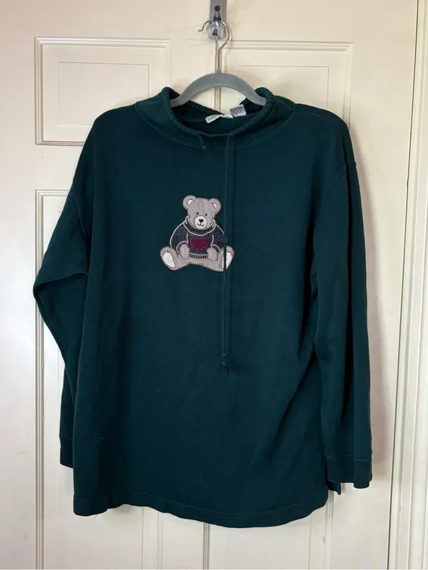 Vintage Fashion Bug Green Sweatshirt with Bear Embroidery 14/16 Grandmacore Top - Image 4