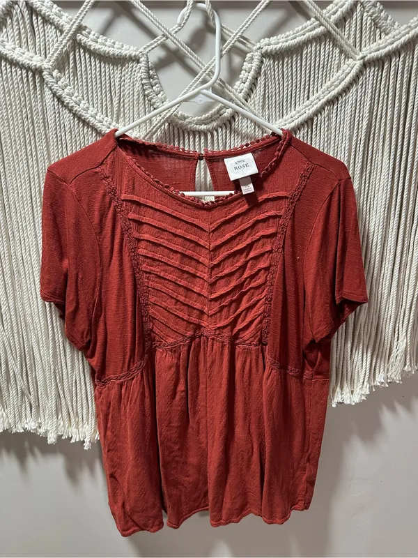 Knox Rose Burnt Orange Short-Sleeve Pintuck Front Top - Image 4