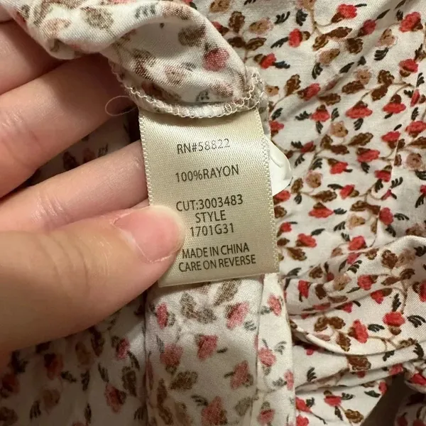 Max Studio Fall Floral Ruffle Sleeve Button Blouse // Size Large - Image 6