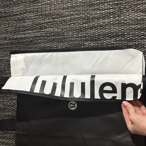 Lululemon reusable tote bag - Image 2